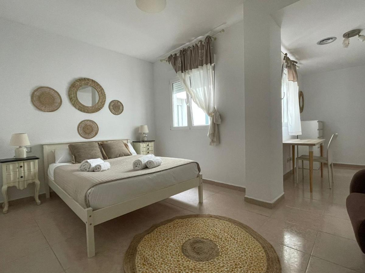 Vtz El Balcon De Rey Alfonso V Apartman Zaragoza Kültér fotó