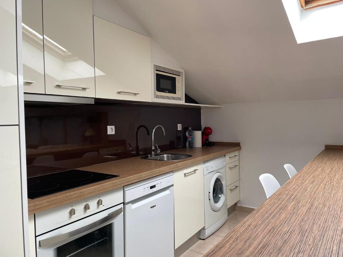 Vtz El Balcon De Rey Alfonso V Apartman Zaragoza Kültér fotó